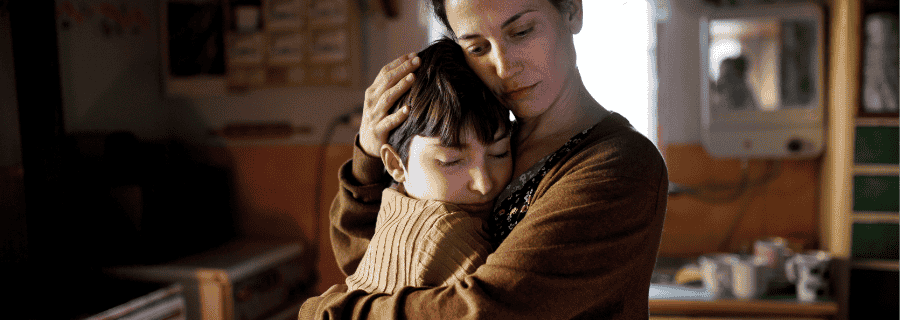 Devo levar a criança para participar de um funeral?